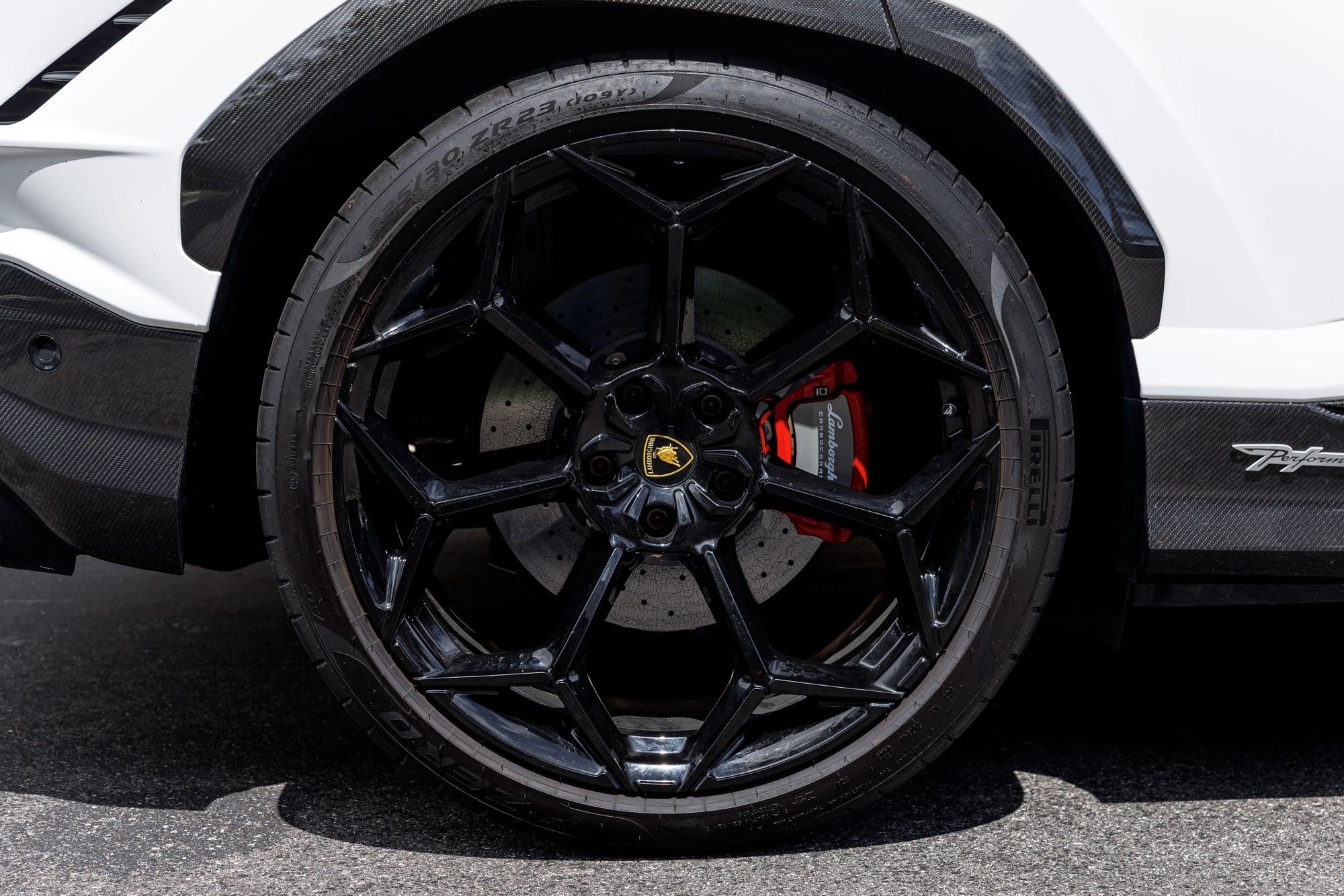 Used 2024 Lamborghini Urus Performante AWD/4WD image 43