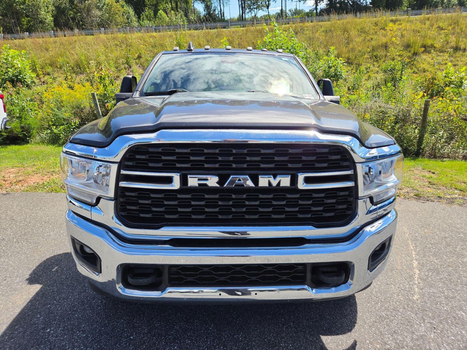 Used 2023 RAM 3500 Big Horn w/ Level 1 Equipment Group AWD/4WD image 2