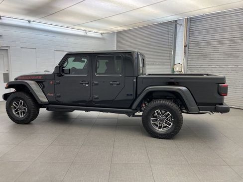 New 2026 Jeep Gladiator Mojave image 5