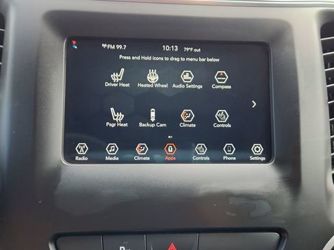 Used 2019 Jeep Cherokee Latitude Plus w/ Cold Weather Group AWD/4WD image 40