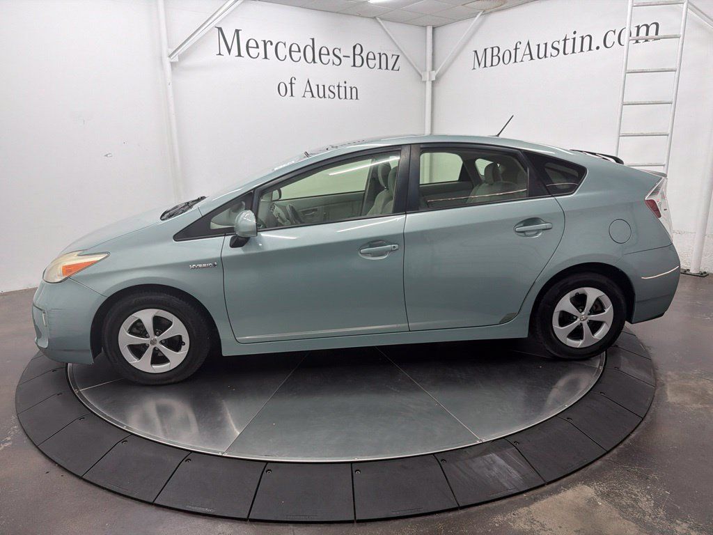 Used 2012 Toyota Prius Three w/ Solar Roof Pkg FWD image 3