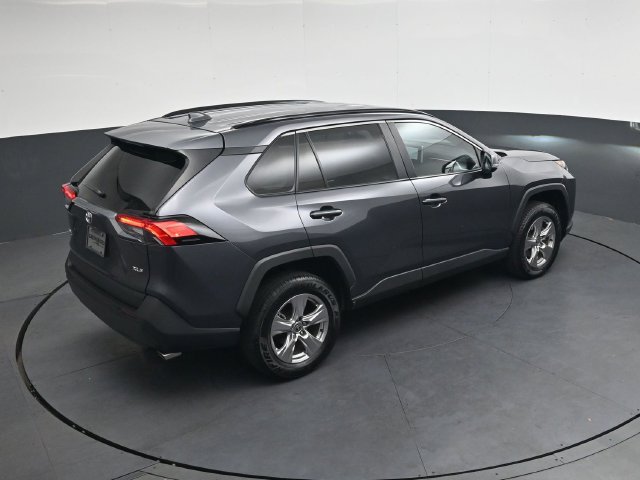 Used 2025 Toyota RAV4 XLE FWD image 24