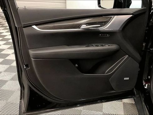 Used 2024 Cadillac XT5 Sportv w/ Technology Package AWD/4WD image 21
