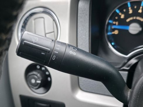 Used 2013 Ford F150 Lariat w/ Luxury Equipment Group image 26