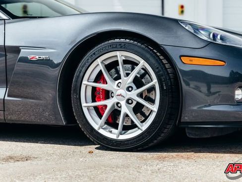 Used 2009 Chevrolet Corvette Z06 w/ Preferred Equipment Group RWD image 45