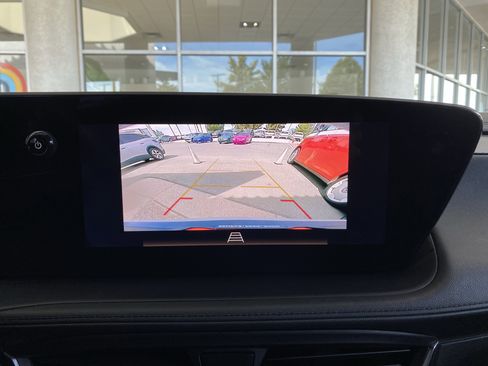 Used 2024 Buick Encore GX Preferred FWD image 4