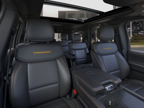 New 2026 Ford Expedition Tremor image 32
