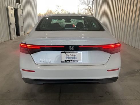 New 2026 Honda Accord LX image 17