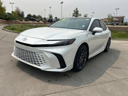 Used 2026 Toyota Camry XSE FWD image 3