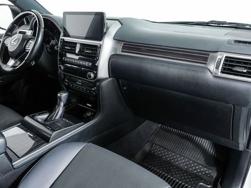 Used 2022 Lexus GX 460 Premium w/ Premium Package AWD/4WD image 24