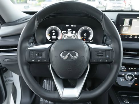 Used 2023 INFINITI QX60 Luxe w/ Cargo Package AWD/4WD image 9