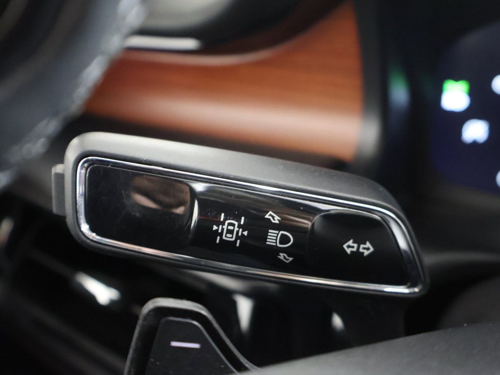 Used 2021 Lincoln Aviator Reserve w/ Elements Package Plus AWD/4WD image 48