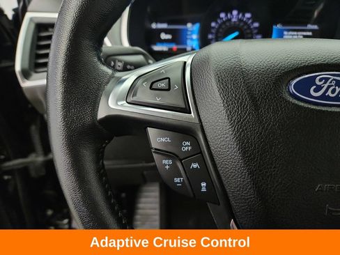 Used 2021 Ford Edge Titanium w/ Equipment Group 301A AWD/4WD image 20