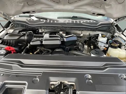 Used 2019 Ford F350 XLT w/ FX4 Off-Road Package AWD/4WD image 15