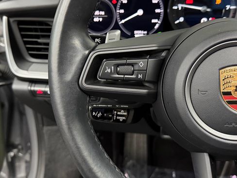 Used 2023 Porsche 911 Carrera w/ Premium Package image 30