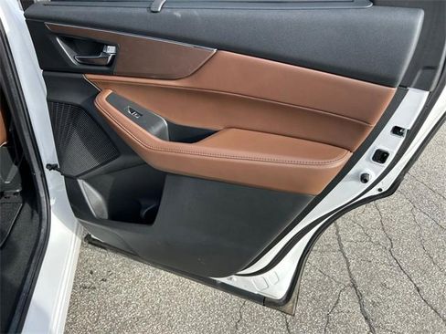 Used 2023 Acura MDX SH-AWD w/ Technology Package image 27