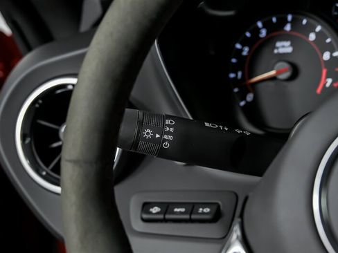 Used 2018 Chevrolet Camaro ZL1 RWD image 29