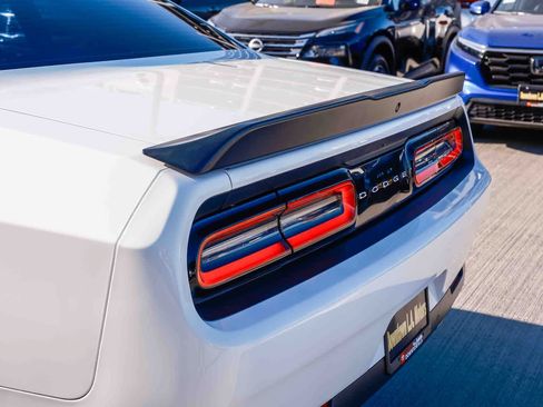 Used 2019 Dodge Challenger GT w/ Plus Package RWD image 7