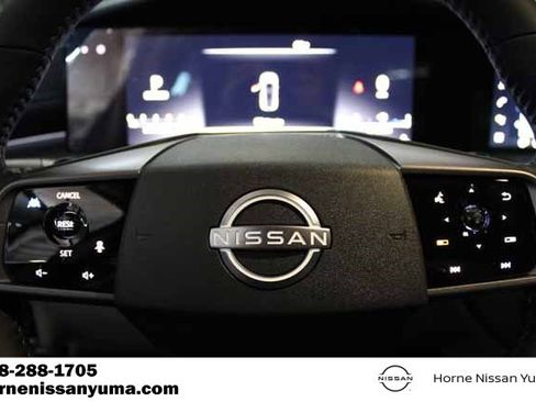 New 2025 Nissan Murano SL image 9