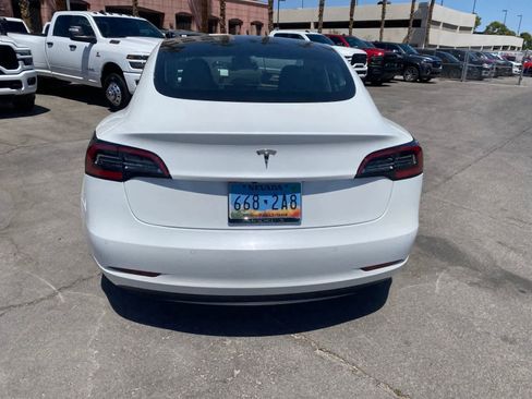Used 2021 Tesla Model 3 Standard Range Plus RWD image 5