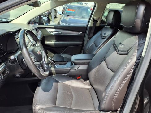 Used 2019 Cadillac XT5 Luxury image 16