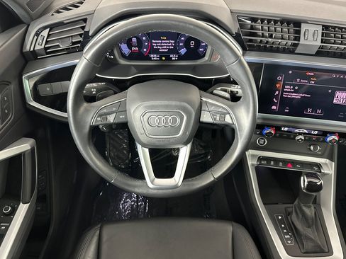 Used 2022 Audi Q3 2.0T Premium image 13