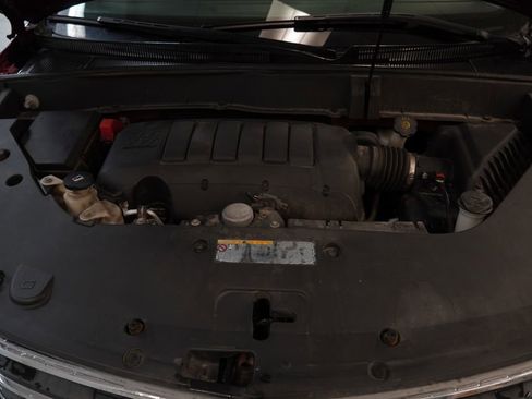Used 2016 Chevrolet Traverse LT w/ Style and Technology Package FWD image 39