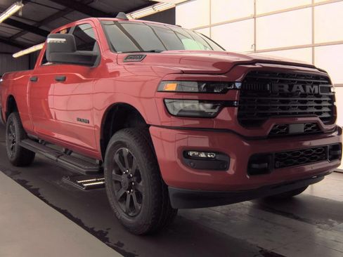 Used 2026 RAM 2500 Big Horn AWD/4WD image 2