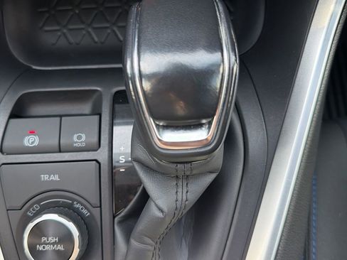 Used 2023 Toyota RAV4 SE w/ SE Grade Weather Package image 67