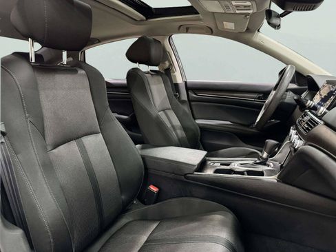 Used 2020 Honda Accord EX image 53