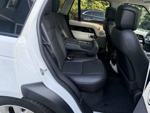 Used 2018 Land Rover Range Rover HSE AWD/4WD image 22