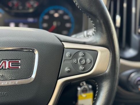 Used 2022 GMC Canyon Denali image 26