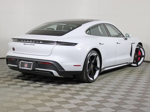 Used 2020 Porsche Taycan Turbo image 7