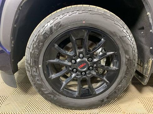 Used 2025 Toyota Sequoia Limited w/ TRD Off-Road Package image 33