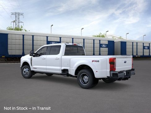 New 2026 Ford F350 4x4 Crew Cab DRW Super Duty image 4