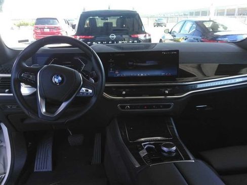 Used 2026 BMW X5 xDrive40i AWD/4WD image 6