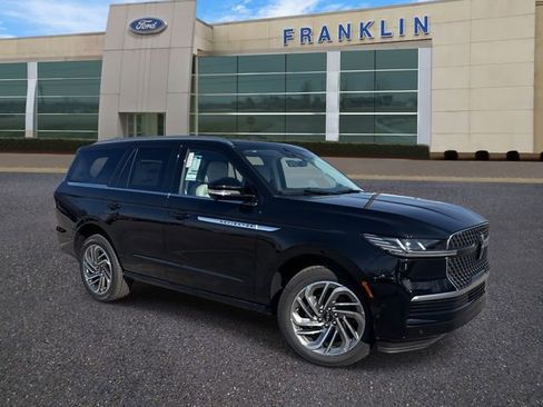 New 2025 Lincoln Navigator Reserve image 1