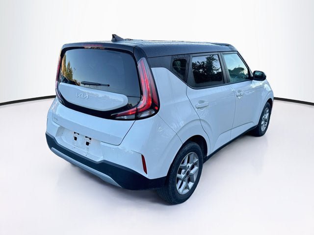 Certified 2024 Kia Soul S FWD image 5
