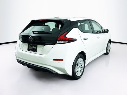 Used 2025 Nissan Leaf S FWD image 9
