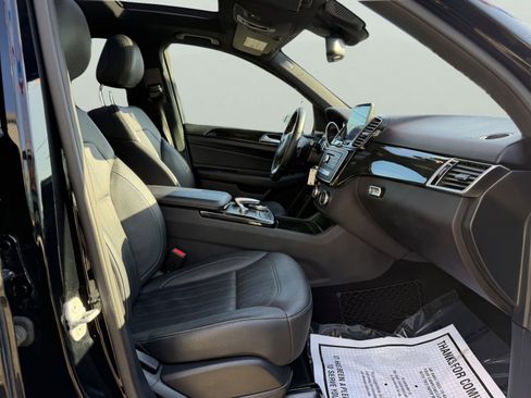 Used 2017 Mercedes-Benz GLE 350 4MATIC w/ Premium 2 Package image 47