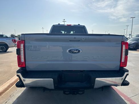 Used 2025 Ford F350 Lariat w/ Lariat Ultimate Package AWD/4WD image 4