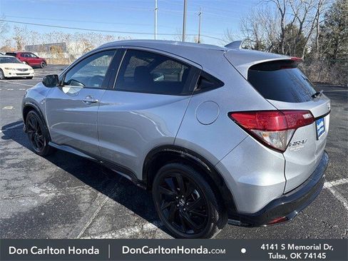 Used 2022 Honda HR-V Sport image 11