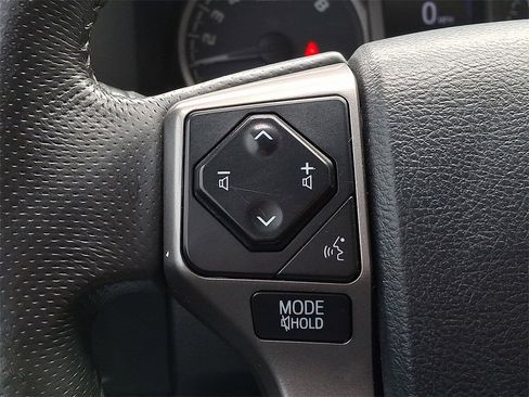 Used 2017 Toyota Tacoma SR5 w/ Tow Package image 17