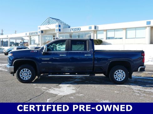 Used 2022 Chevrolet Silverado 3500 LTZ w/ LTZ Convenience Package image 2