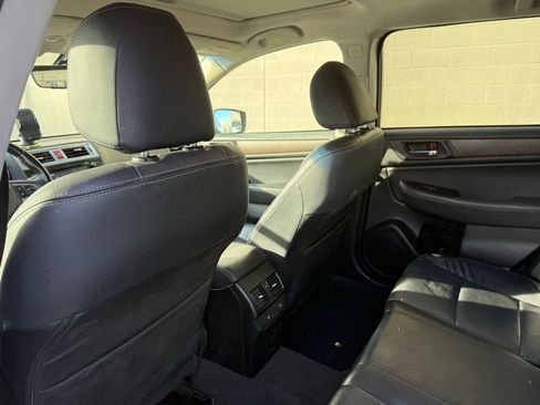 Used 2017 Subaru Outback 2.5i Limited image 22