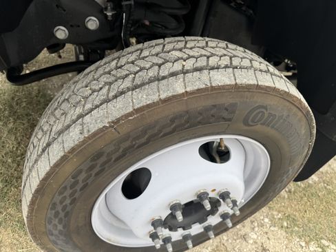 New 2024 Ford F450 XL image 11