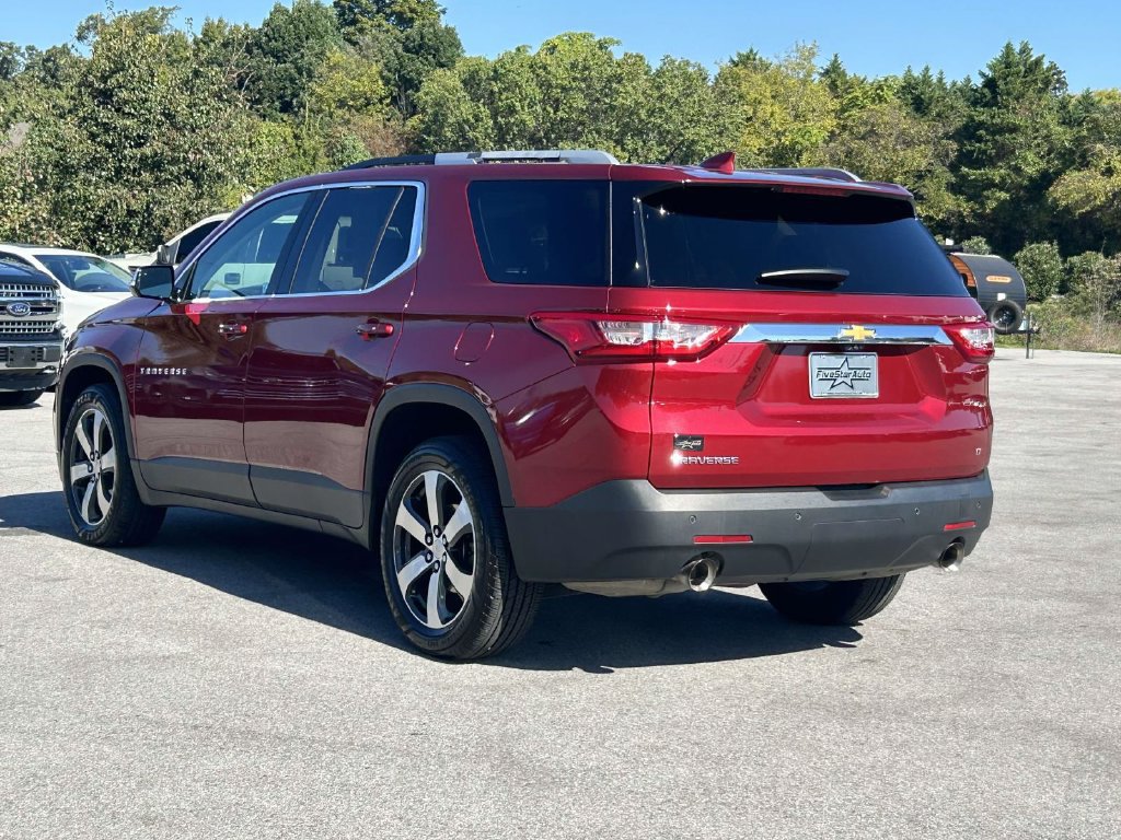 Used 2018 Chevrolet Traverse LT FWD image 5