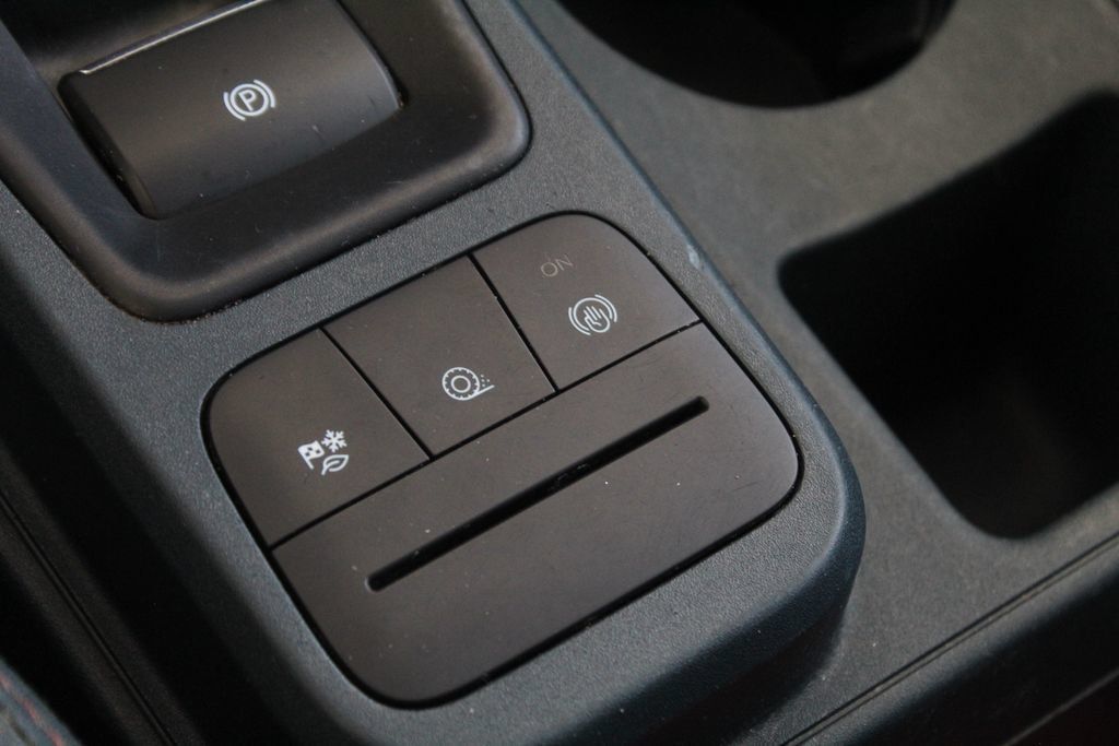 Used 2024 Ford Maverick XLT FWD image 22