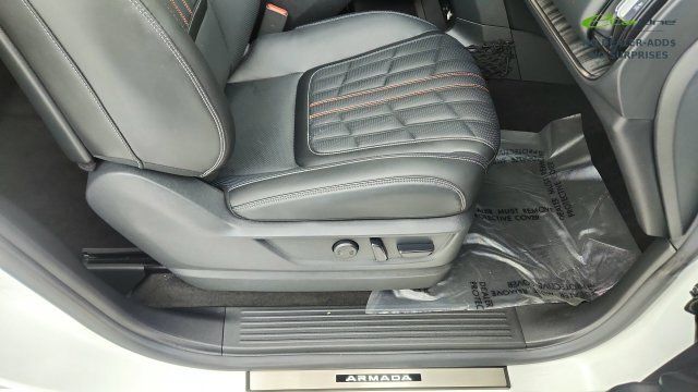Used 2026 Nissan Armada PRO-4X w/ Captain's Chari Seat Package AWD/4WD image 22