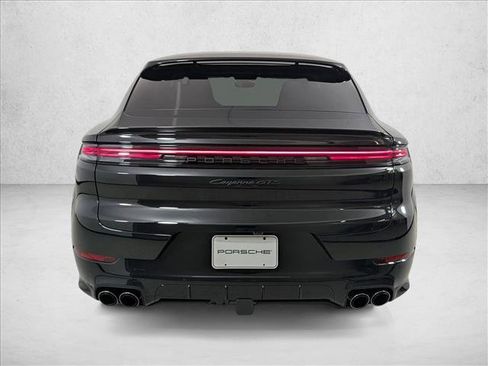 New 2026 Porsche Cayenne GTS image 10